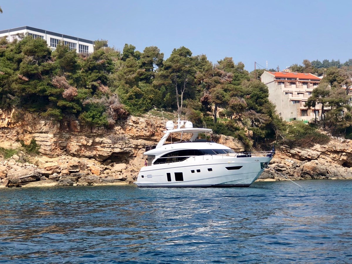 PRINCESS 82 M.Y 2018 (7)