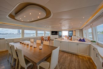 SPIRIT 9 13 SPIRIT Main Salon 5