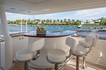 SPIRIT 47 45 SPIRIT Flybridge 7