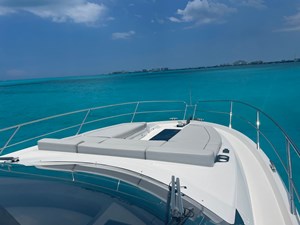 SUNSEEKER 2 Bow