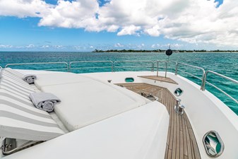 CORAZON 16 Bow Seating