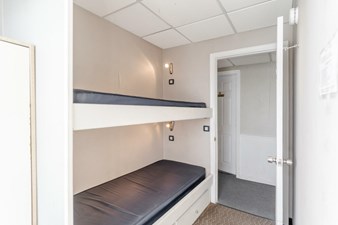 Enhydra 13 image-2806570 (47)