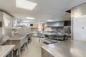 Enhydra 27 image-2806570 (33)