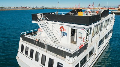 Enhydra 51 image-2806570 (9)