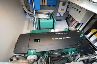 2021 Beneteau Monte Carlo 52 29 