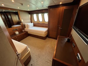 2007 Sunseeker 37M 21 2007 SUNSEEKER 37M