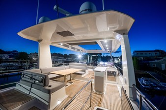 2023 Beneteau Grand Trawler 62 24 BENETEAU Grand Trawler 62 Flybridge